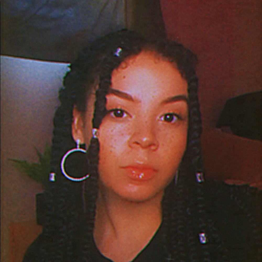 Meet your Posher, Amanda